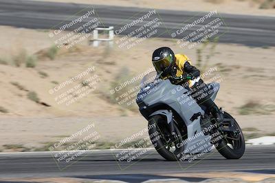 media/Nov-16-2025-Race Pace (Sun) [[8c5fa54630]]/Non Verified Riders (1st 20 Minutes)/2-Turn 10 (1010am)/